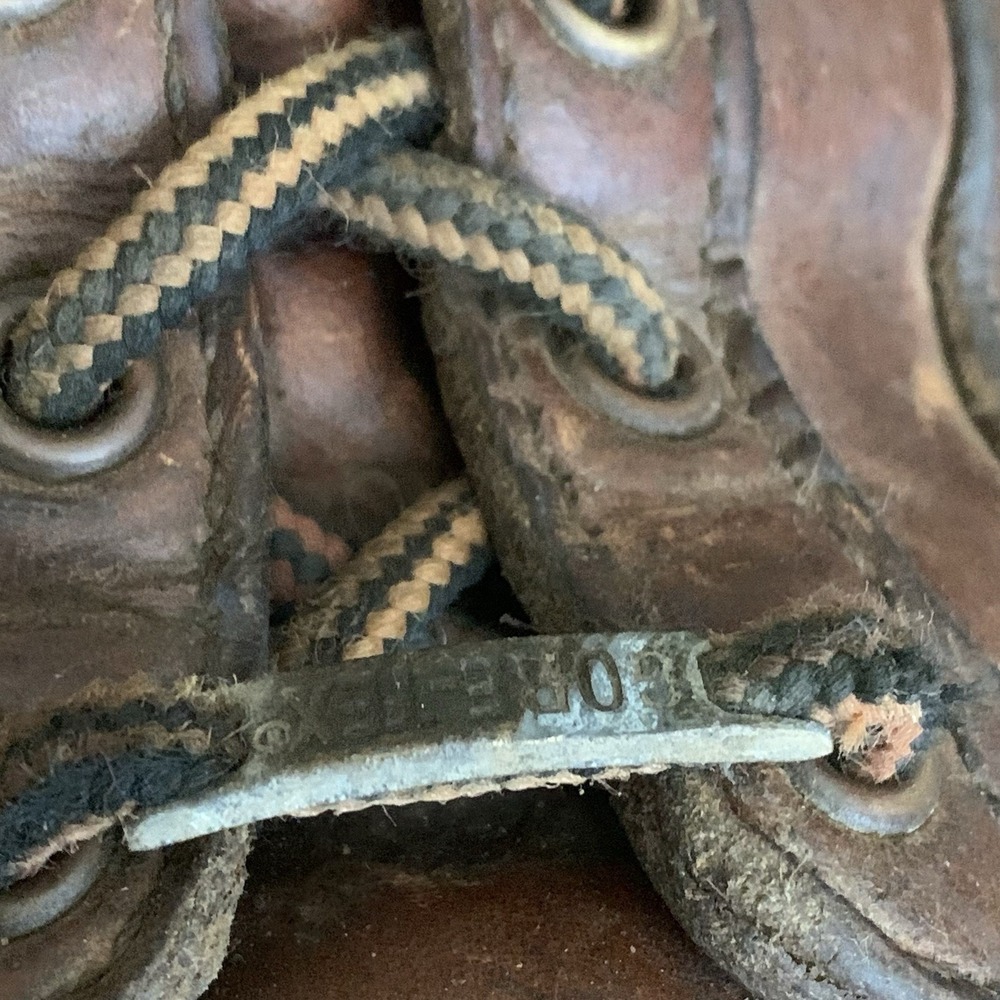 DANNER EXPLORER #45200 Leather Boots Gore-Tex Vibram  10 - Picture 4 of 10